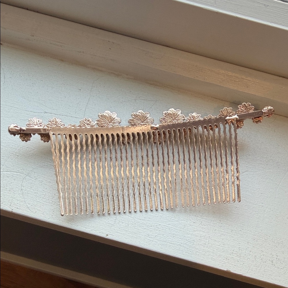 Anthropologie Rose Gold Floral Hair Comb - Picture 2 of 4